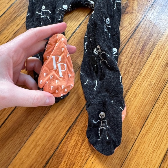 Skeleton Posh Peanut Zippered Footies - Picture 2 of 4